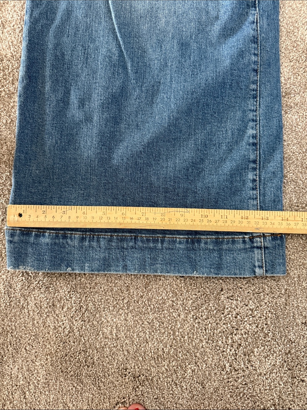 a.n.a wide-leg Light Blue Denim Jeans with Contrast Stitching - Picture 11 of 11